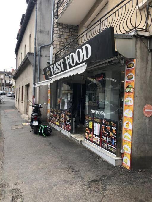 Logement A Brive Avec Terrasse Et Climatisation - Pres De La Gare Et Du Centre-Ville - Wifi Et Stationnement Gratuit ภายนอก รูปภาพ
