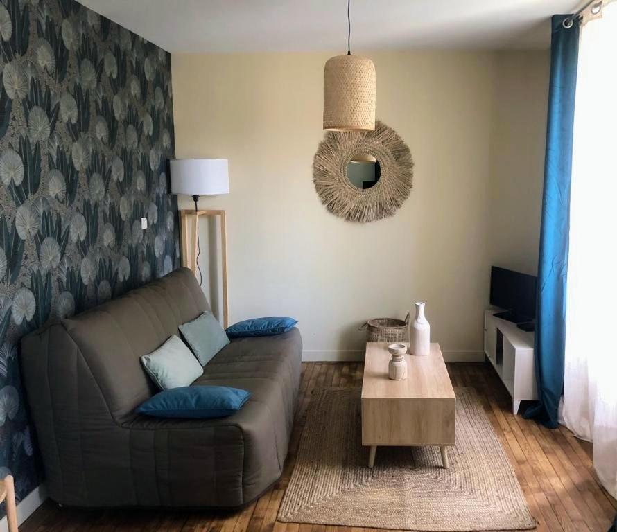 Logement A Brive Avec Terrasse Et Climatisation - Pres De La Gare Et Du Centre-Ville - Wifi Et Stationnement Gratuit ภายนอก รูปภาพ